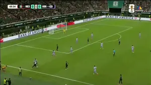 Ten gol Meksykanów z efektami dźwiękowymi to czyste złoto