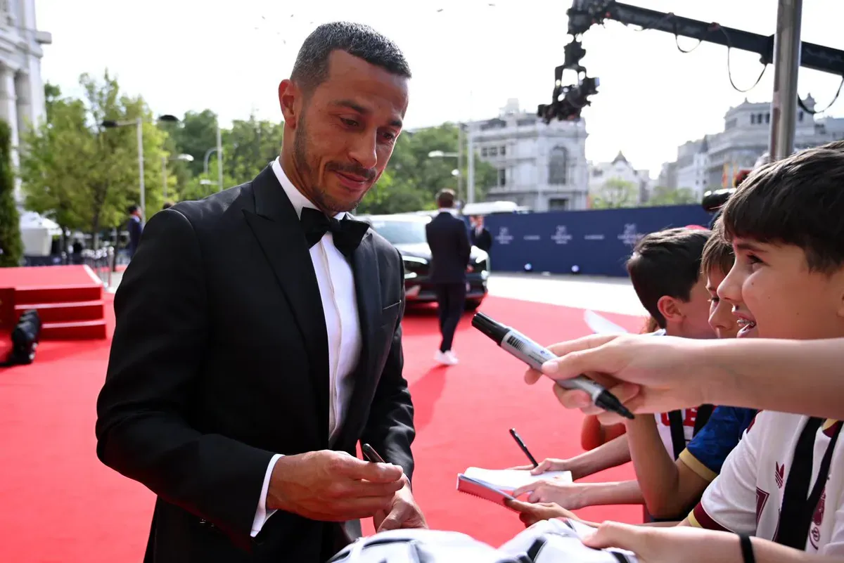 Thiago Alcantara nie wróci do Liverpoolu w nowej roli. Piłkarz wyjawił powód