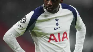 Tottenham nie wykupi Kolo Muaniego. Juventus faworytem do transferu