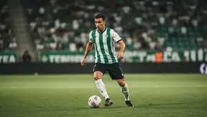 Gwiazdor LaLiga2 na rozdrożu! Hiszpański snajper wybiera między dwoma klubami elity