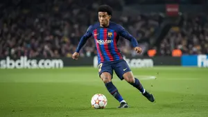 Chelsea otrzymała ofertę za obrońcę Barcelony. Hiszpan może kosztować 40 milionów euro