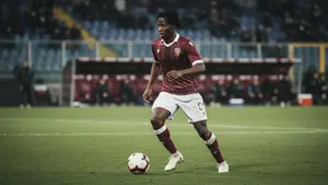Zaskakujący plan właściciela Nottingham Forest! Chce kupić talent z Serie A i od razu go oddać