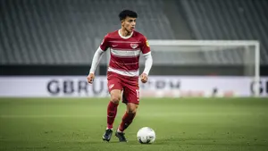 Al-Dakhil opuści Stuttgart? Hiszpański klub i rywal z ligi czekają na decyzję
