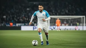 Amine Gouiri blisko Premier League. Angielski klub gotowy wyłożyć 30 milionów euro