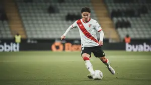18 milionów euro na stole. Nottingham Forest walczy o Andrei Rațiu, ale konkurencja nie śpi