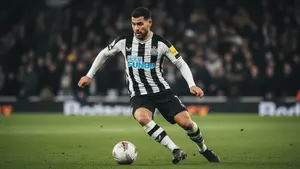 Chelsea powalczy o Bruno Guimarãesa? Gwiazda Newcastle na celowniku gigantów