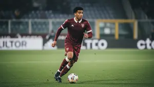 Dwa gole w Rzymie zapadły w pamięć. Che Adams może trafić do włoskiej potęgi