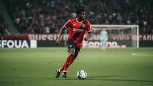 Arsenal i Chelsea obejdą się smakiem? Christian Kofane blisko nowej umowy za miliony