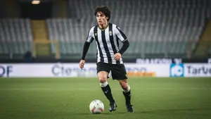 Fiorentina walczy o albański talent. Napastnik z Serie B ma zostać następcą Keana