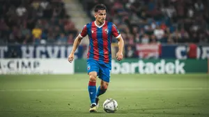 Darius Olaru