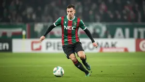 Ajax sonduje transfer pomocnika. Chorwat z NEC na celowniku amsterdamskiego giganta