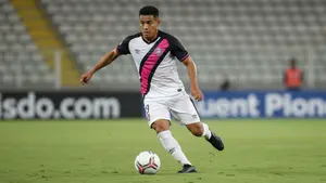 Brentford blisko transferu talentu z Ekwadoru. Birmingham City może obejść się smakiem