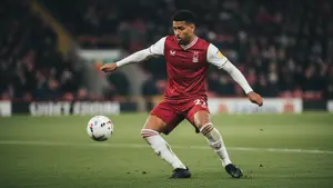 Trzeci powrót do Pireusu? Defensor Nottingham Forest na celowniku greckiego giganta