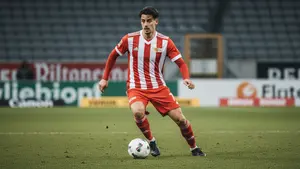 Gwiazda Bundesligi dostępna za darmo. Angielski klub wchodzi do gry o defensora