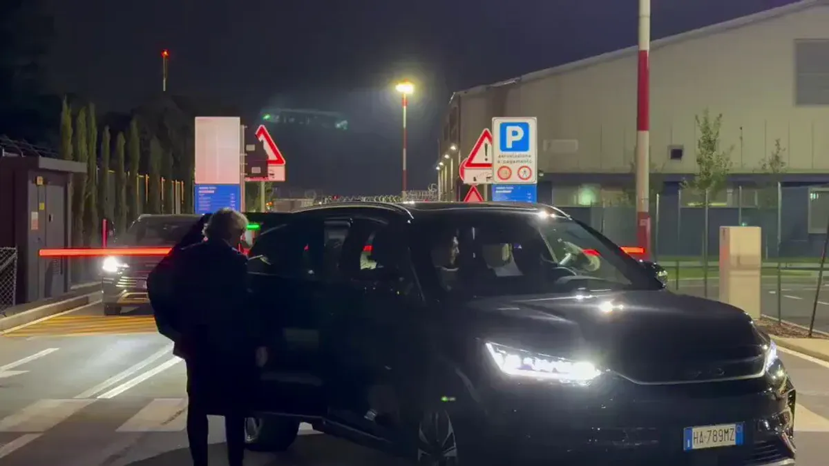 Transfer dopięty. Djed Spence wylądował w Mediolanie i podpisuje kontrakt