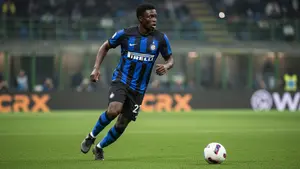 Niespodziewany zwrot akcji! Utalentowany pomocnik z Nigerii może trafić do Bundesligi za 10 milionów