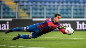 Elia Caprile trafi do Fiorentiny? Włoski bramkarz na celowniku klubu z Toskanii