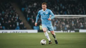 Elliot Anderson mógł trafić na Old Trafford. Rio Ferdinand ujawnia powód fiaska rozmów