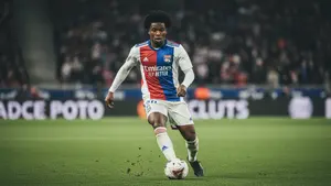 Enzo Molebe opuszcza Lyon. Utalentowany napastnik zagra w lidze szwajcarskiej