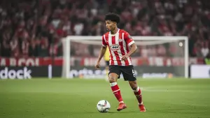 Bajraktarević opuści PSV Eindhoven? Cztery wielkie marki czekają na decyzję