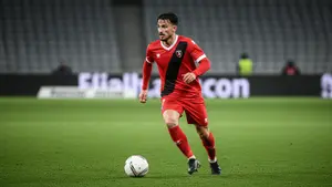 Gwiazda Ligue 1 na celowniku gigantów. Czy napastnik opuści Francję mimo deklaracji?