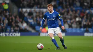 Everton wycenił obrońcę na 18 milionów euro. Leeds United walczy o podpis reprezentanta Irlandii