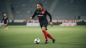 Jean-Mattéo Bahoya o krok od transferu! Leeds United walczy z czasem i włoskim rynkiem