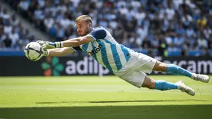 Jeffrey de Lange wróci do Holandii? FC Twente walczy o bramkarza Marsylii