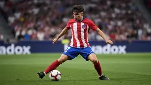 Sevilla ogłasza transfer! Hiszpański talent z Madrytu podpisał kontrakt do 2031 roku