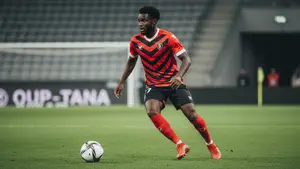 Lilian Brassier trafi do Serie A? Włoski klub wznowił negocjacje