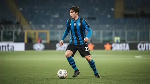 Milan walczy o talent z Bergamo. Na drodze do transferu staje Juventus