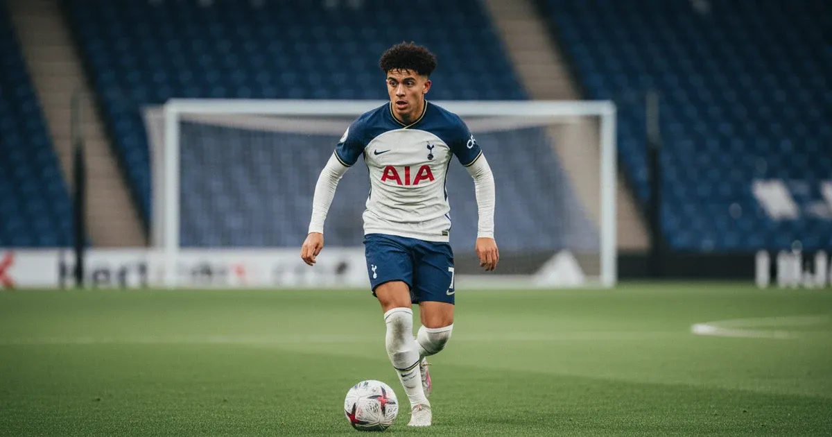 Luca Williams-Barnett na celowniku Manchesteru City. Walka o talent Tottenhamu nabiera tempa