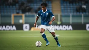 Brentford rzuca wyzwanie gigantom! Walka o kapitana Como nabiera tempa
