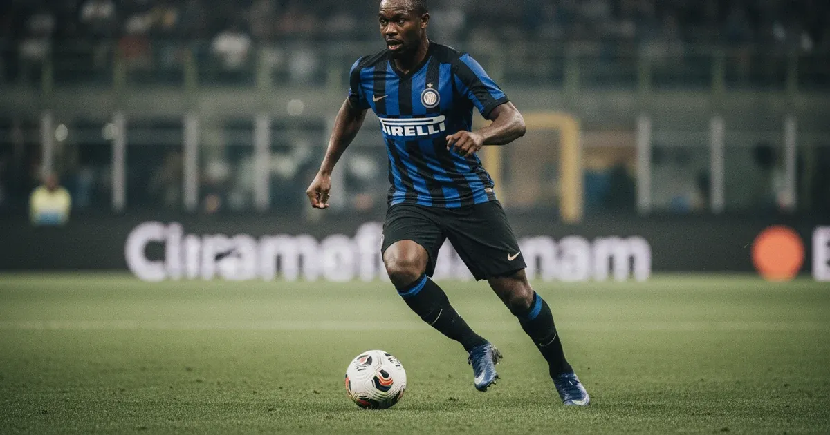 Gwiazda Serie A zostaje w klubie? Kluczowy ruch w sprawie napastnika