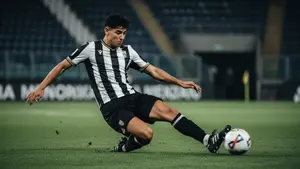 20 milionów euro na stole! Angielski klub rusza po obrońcę z Serie A