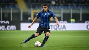 Marten de Roon bohaterem głośnej wymiany? Doświadczony pomocnik może zmienić klub w Serie A