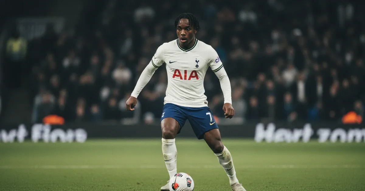 Galatasaray włącza się do walki o napastnika Tottenhamu. Francuz chce opuścić Londyn