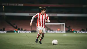 Dowman trafi do Rangers? Legenda Ibrox namawia na transfer 16-latka