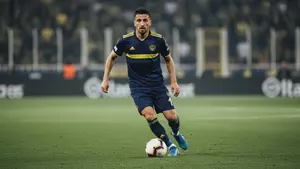 Mert Hakan Yandaş podjął decyzję. Doświadczony pomocnik zostaje w tureckim gigancie