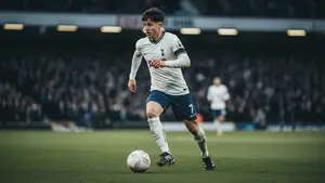 FC Köln włącza się do walki o nastolatka z Tottenhamu. Ma zastąpić Jakuba Kamińskiego