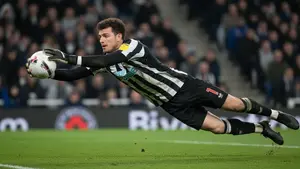 Zaskakujący ruch na rynku! Reprezentant Anglii może opuścić Newcastle na rzecz ambitnego klubu