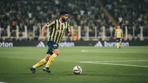Oğuz Aydın opuści Fenerbahçe? Cztery europejskie kluby walczą o podpis skrzydłowego