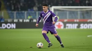 Bologna rzuca wyzwanie Lazio! Walka o napastnika Fiorentiny nabiera tempa