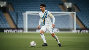 FC Barcelona obserwuje defensora Leeds United. W grze 35 milionów euro