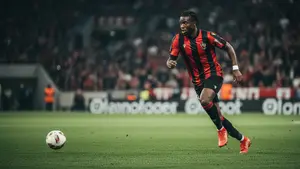 Terem Moffi na wylocie z Nicei. Napastnik może trafić do zasłużonego klubu z Premier League