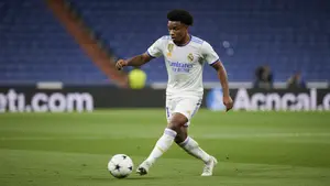 Sensacyjny powrót do Liverpoolu? Real Madryt podjął decyzję w sprawie obrońcy