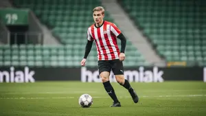 Kolejny rok poza Eindhoven? Wielki talent może zostać na dłużej w obecnym klubie