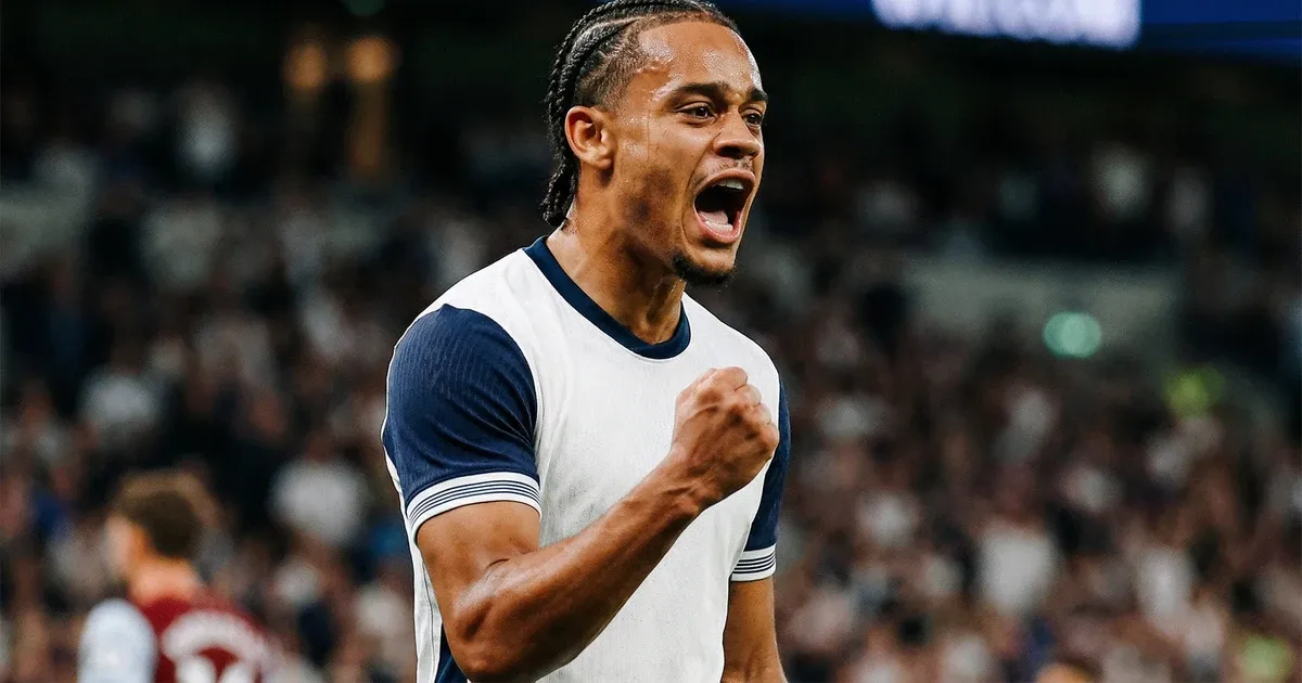Ucieczka z tonącego okrętu? Xavi Simons może opuścić Londyn za 60 milionów euro