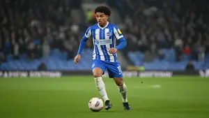Niemcy chcą ubiec Włochów! Borussia Dortmund walczy o Yasina Ayariego z Brighton