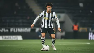 Yassine Khalifi trafi do Paryża? PSG pyta o pomocnika Sporting Charleroi